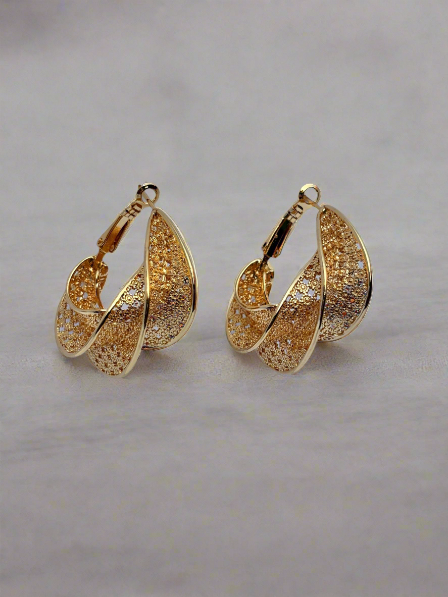 Twist (Adian fruit) Inspired Gold Hoop Earrings | DOLA Soft
