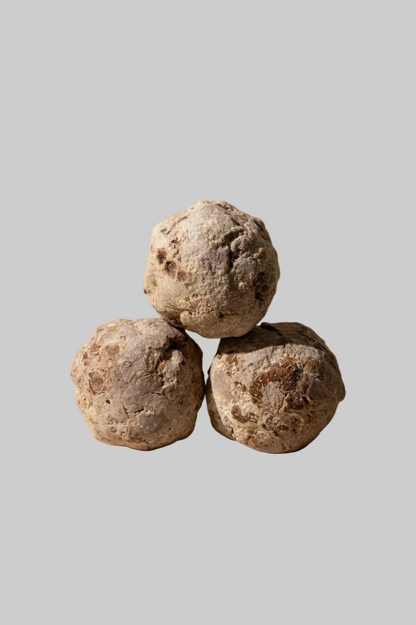 West African White Cleansing Soap Balls — Gentle & Purifying | DOLA Soft