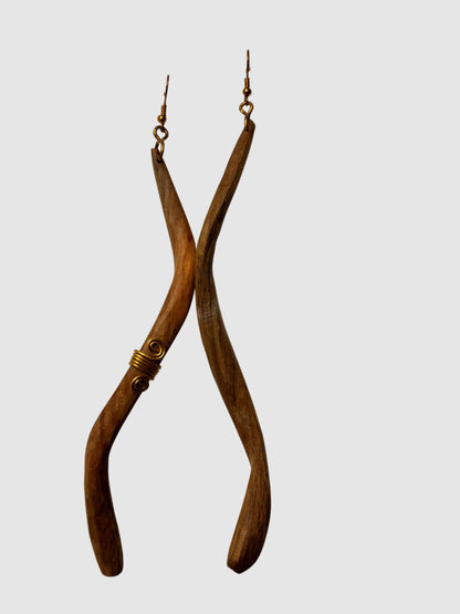 West African Wooden Vertical Earrings – Handcrafted Jewelry | DOLA Soft